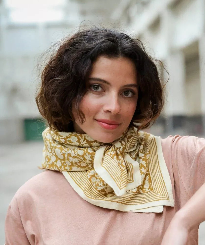 Foulard grand format Anjali - Safran
