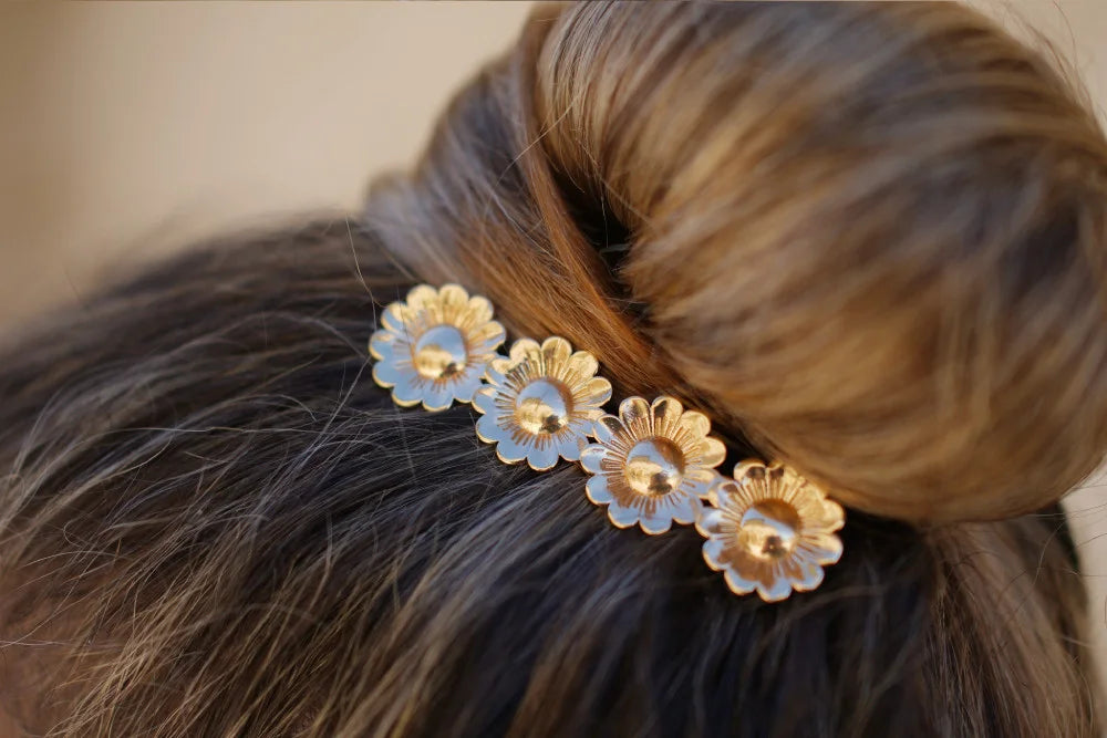 Barrette Gabriella Fleurs de Marguerites Dorées